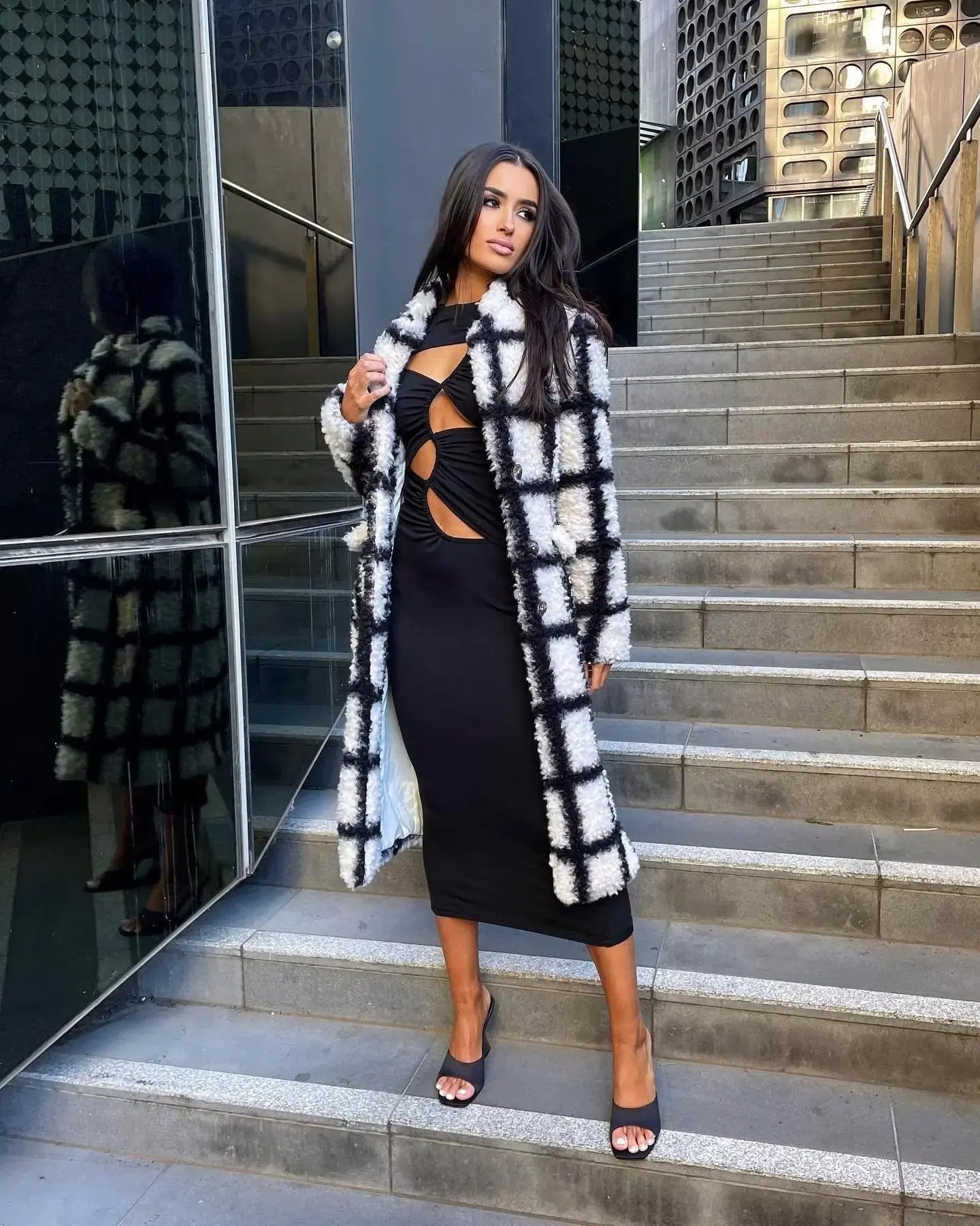 PLAID TRENCH COAT