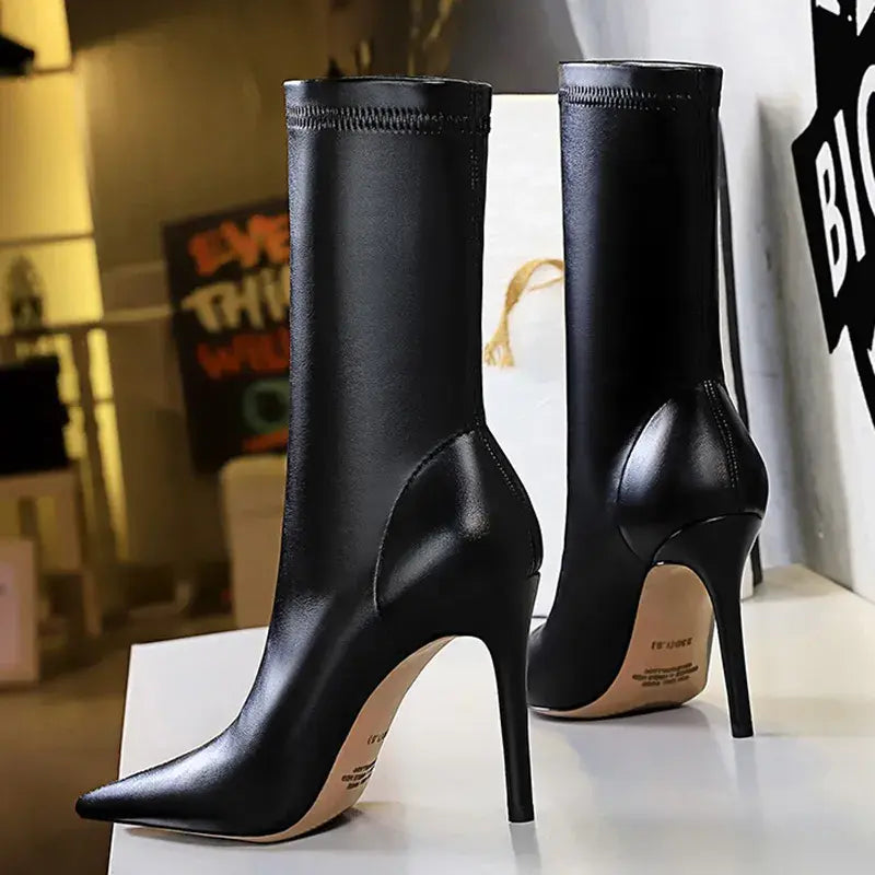 HIGH HEELS LEATHER BOOTS