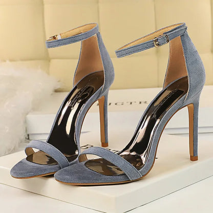 10 CM HIGH HEELS