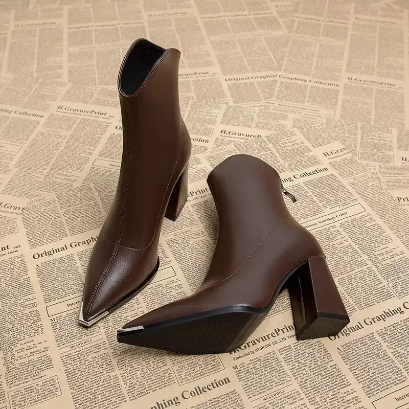 POINTED TOE ANKLE BOOTS