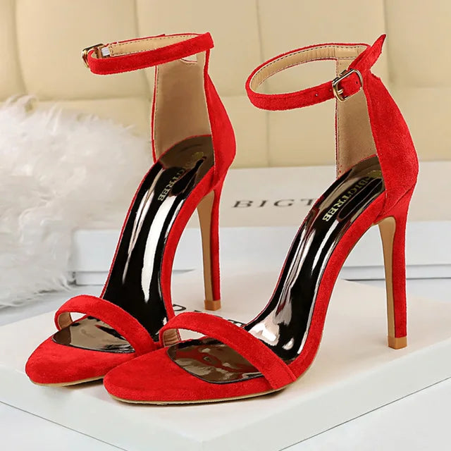 10 CM HIGH HEELS