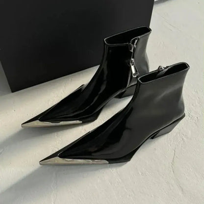 HIGH HEEL METAL