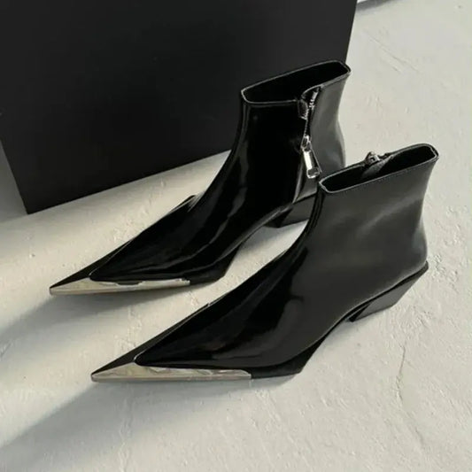 HIGH HEEL METAL