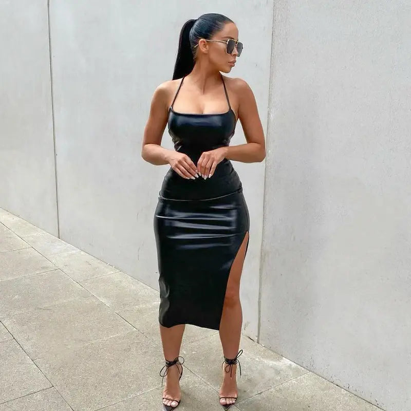 LIL BLACK DRESS